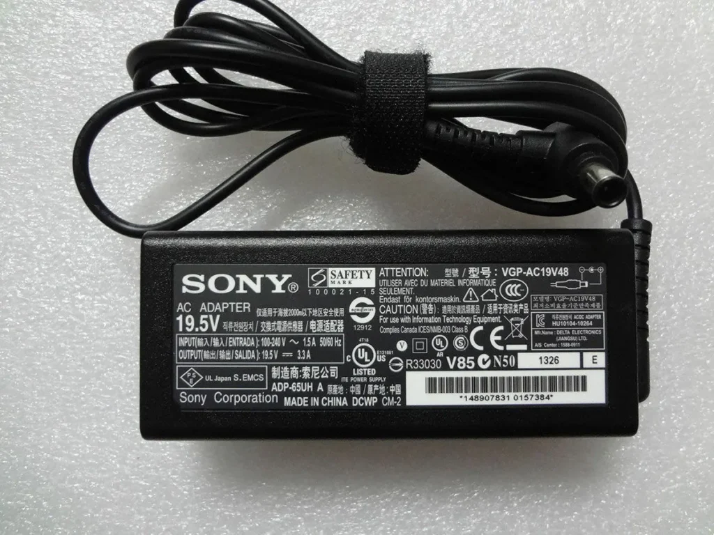 LAPTOP CHARGER SONY ( 65WT )